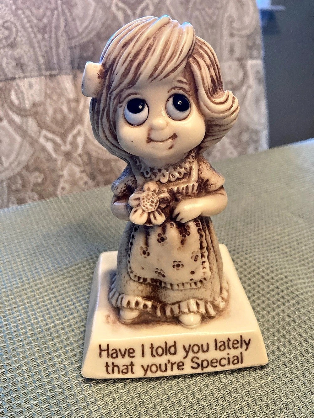 Vintage Russ Berrie & Co. 9091. Figurine Have I Told You Lately -1976